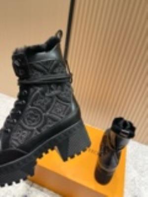 wholesale quality women louis vuitton shoes model no. 535
